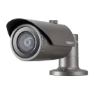 Hanwha - QNO-8020R - Wisenet Q network outdoor vandal bullet camera, 5MP @ 30fps, 4.0mm fixed focal lens (79°), triple codec H.265/H.264/MJPEG with Wisestream II, 120dB WDR, IR LEDs range 82', defocus detection, hallway View, built-in SD card slot (1