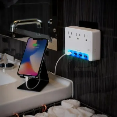 Cyber Power - P3WUN - 3 AC Outlet Wall Tap 125V with 4 USB 3.4A Charging with Night Light 